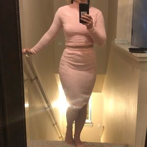 Adorable Fuzzy Turtleneck Set!